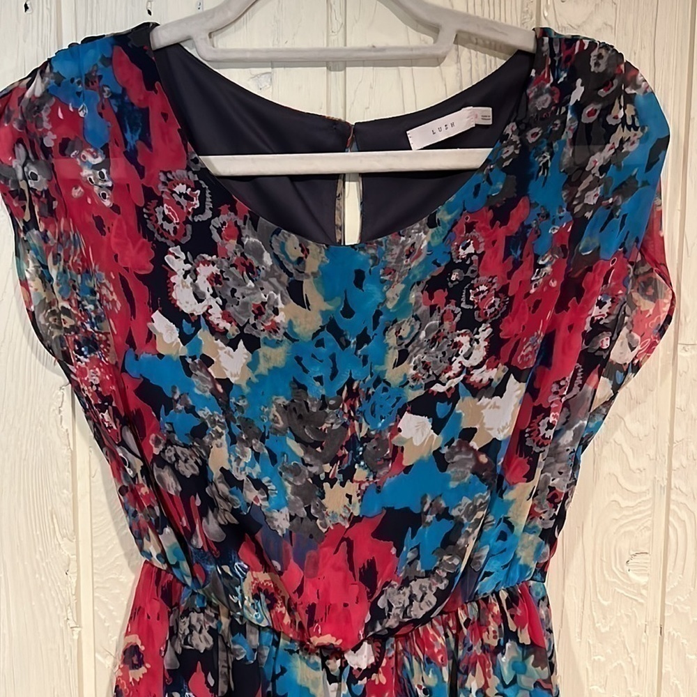 Lush Floral Sleeveless High Low Dress, Size S - Picture 2 of 11
